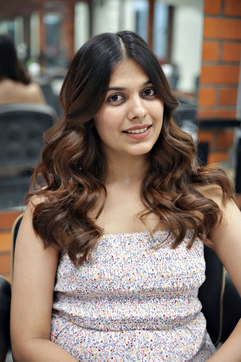 Brunette waves with warm copper ends