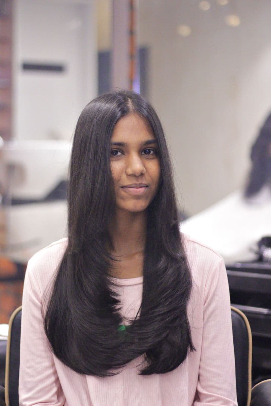 Glossy, rich brunette colour with shine